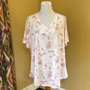LuLaRoe White and Pink Rose Print Short Sleeve Tee
